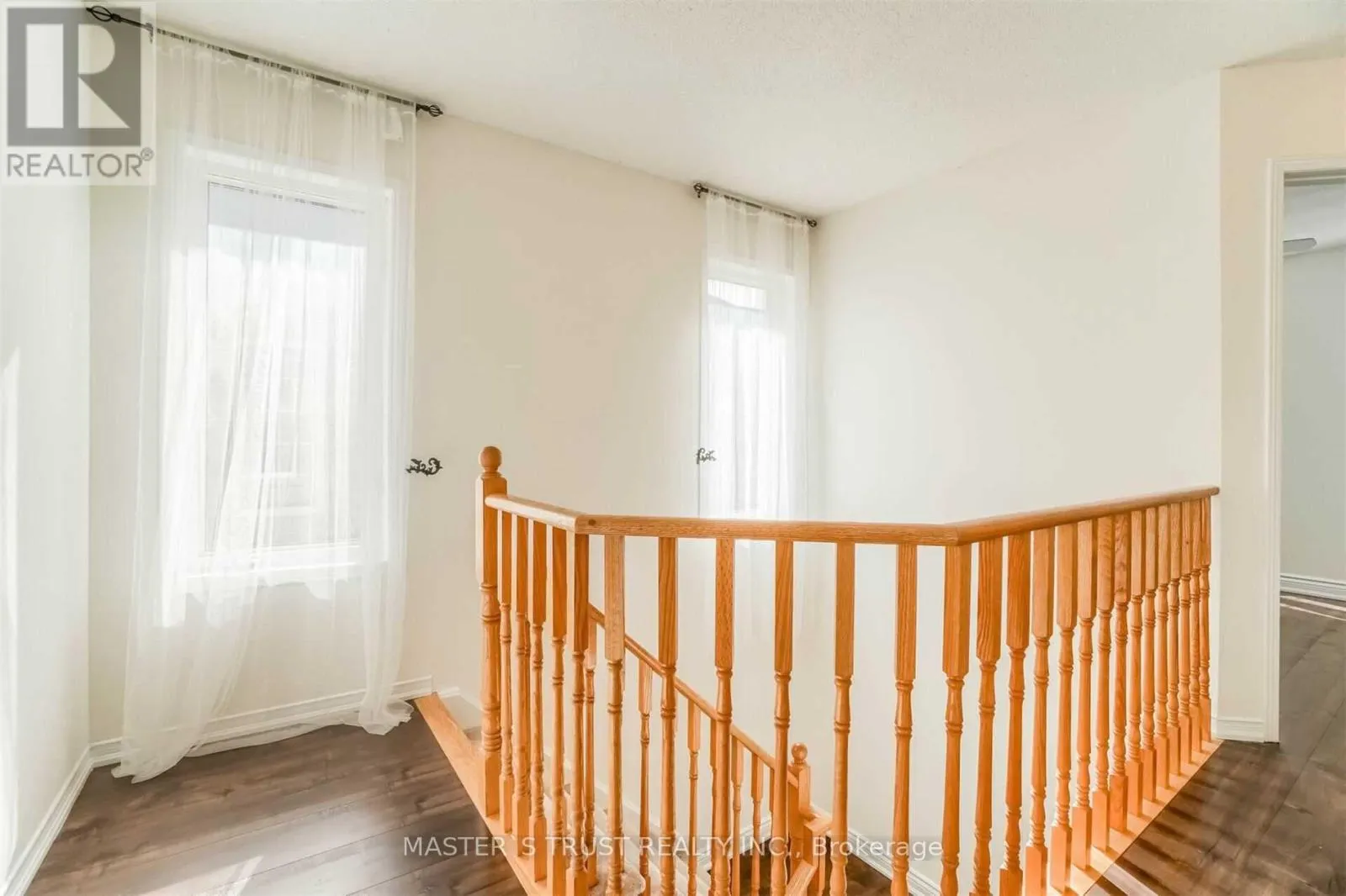 3362 REDPATH CIRCLE