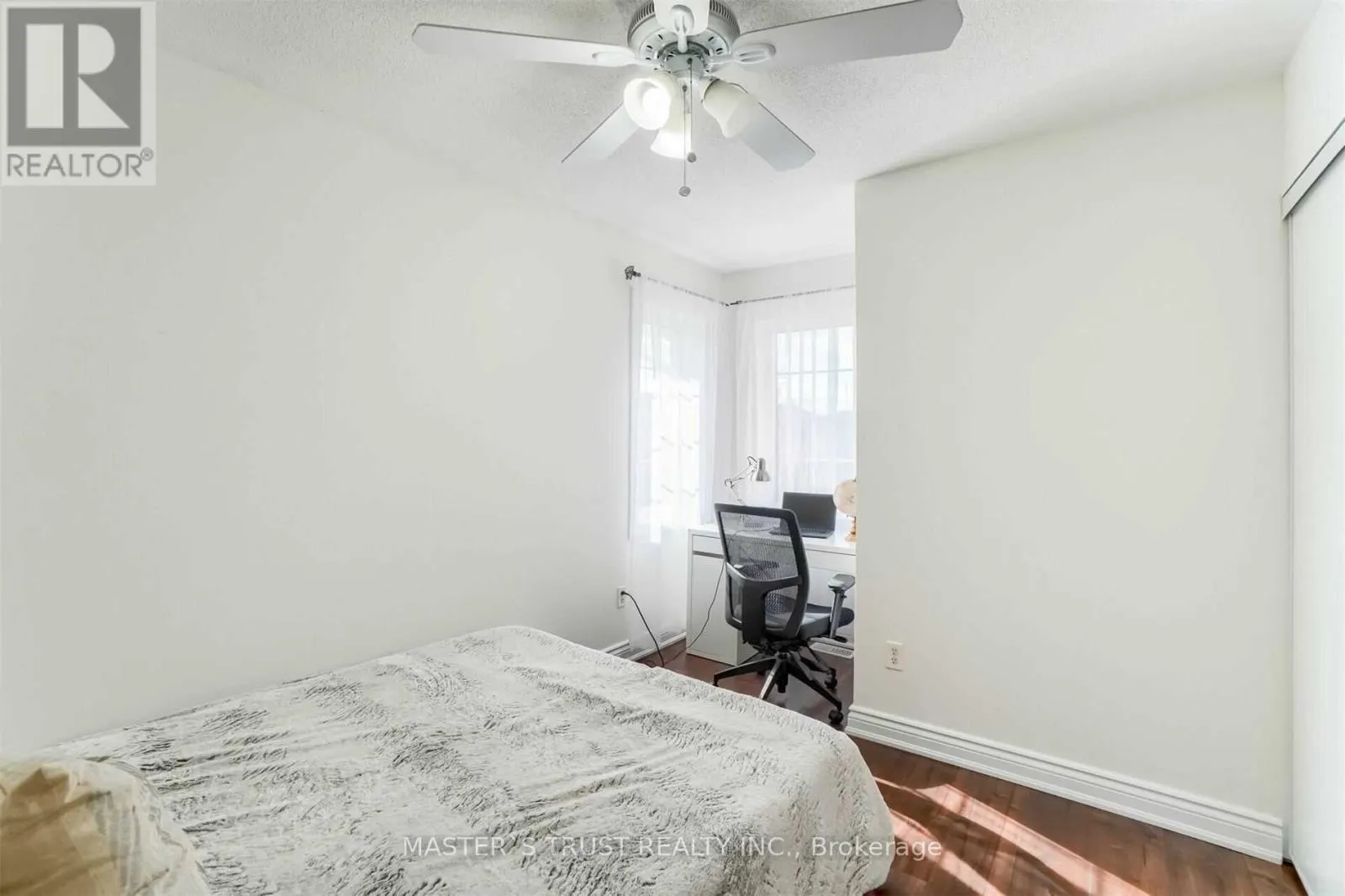 3362 REDPATH CIRCLE