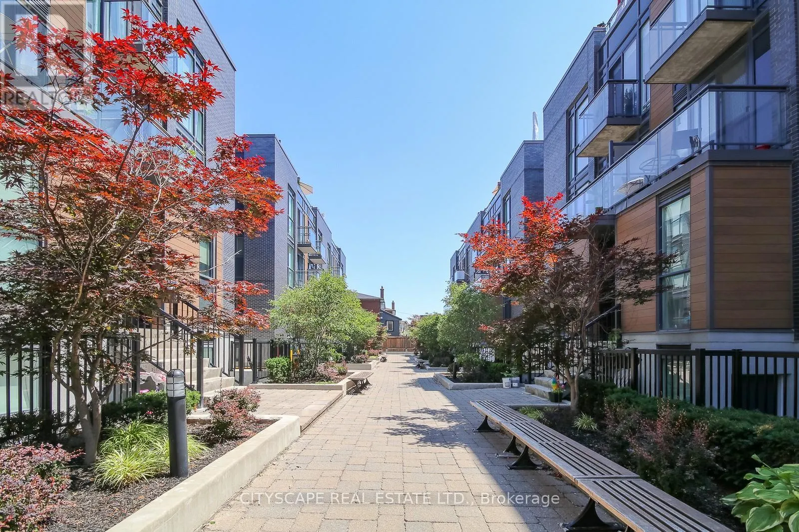 TH - 802 - 57 MACAULAY AVENUE