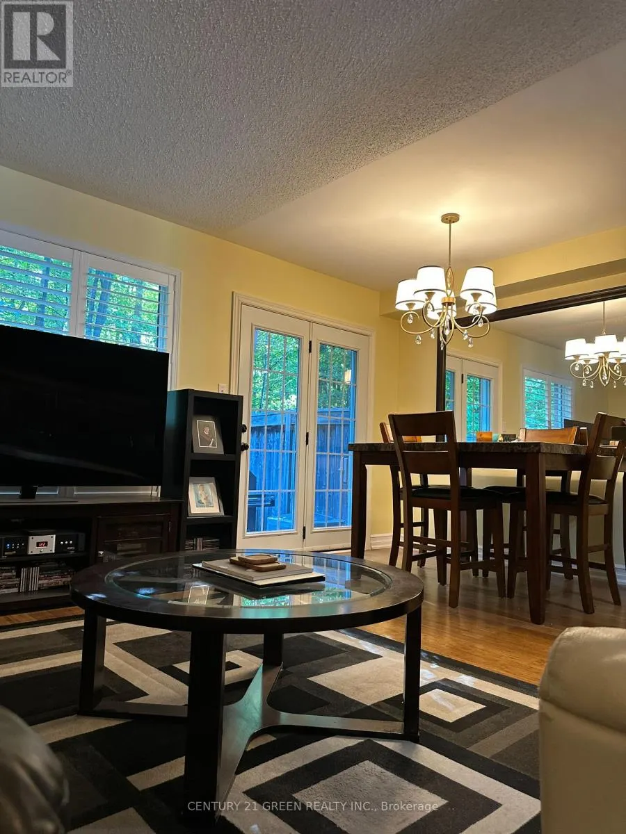 28 - 5530 GLEN ERIN DRIVE W