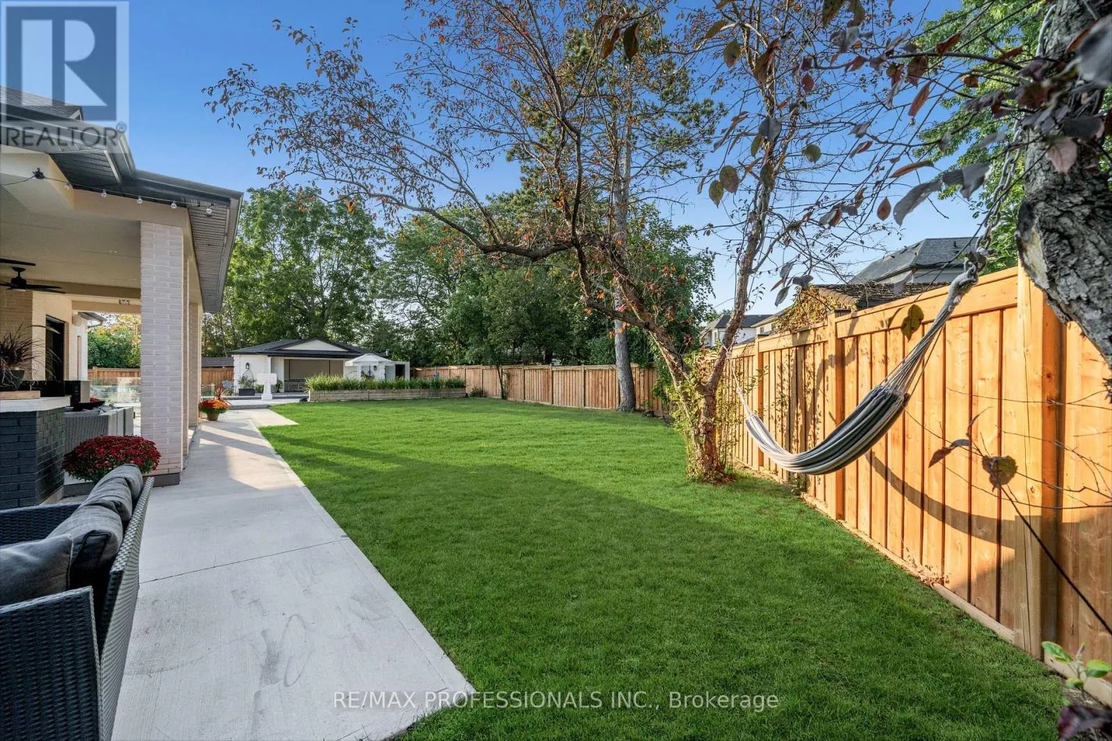 583 WEIR AVENUE