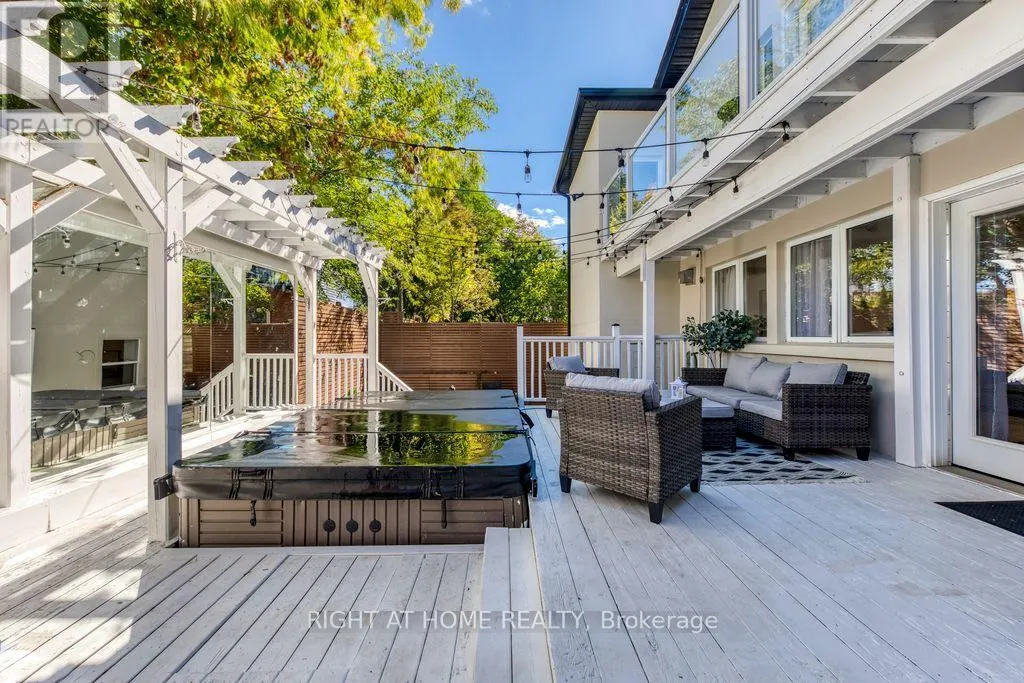 43 SOUTH KINGSWAY