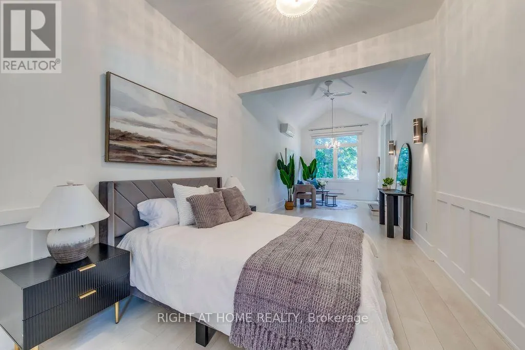 43 SOUTH KINGSWAY