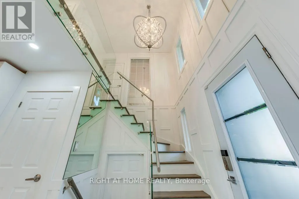 43 SOUTH KINGSWAY