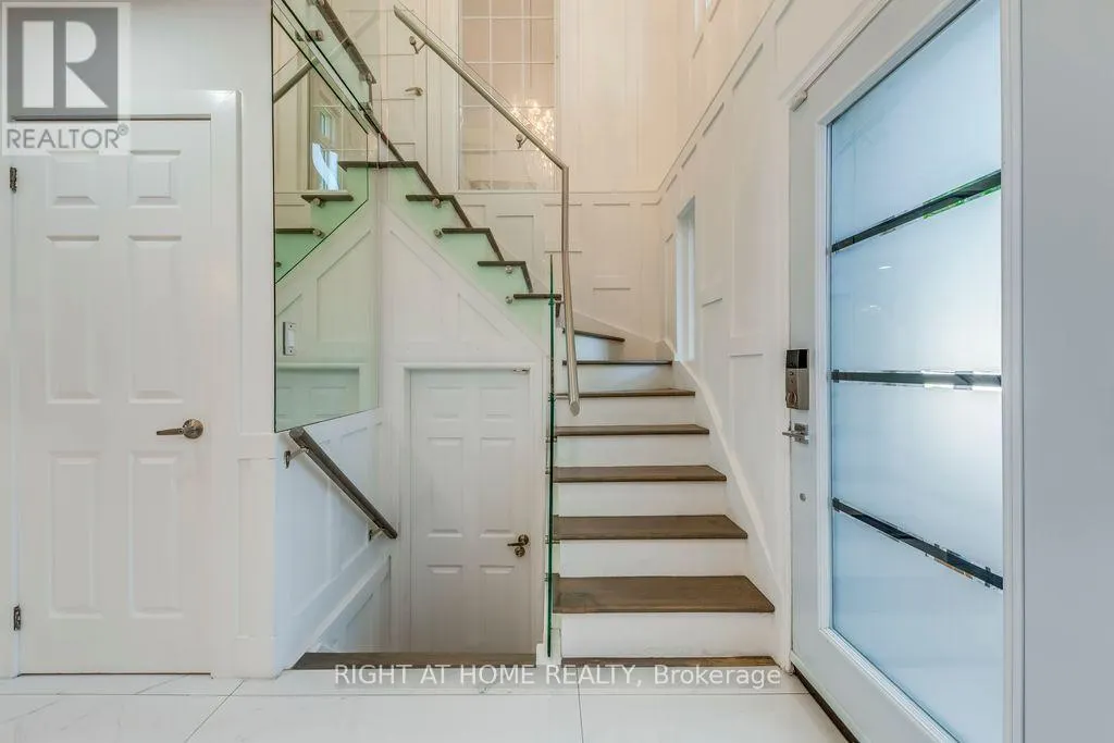 43 SOUTH KINGSWAY
