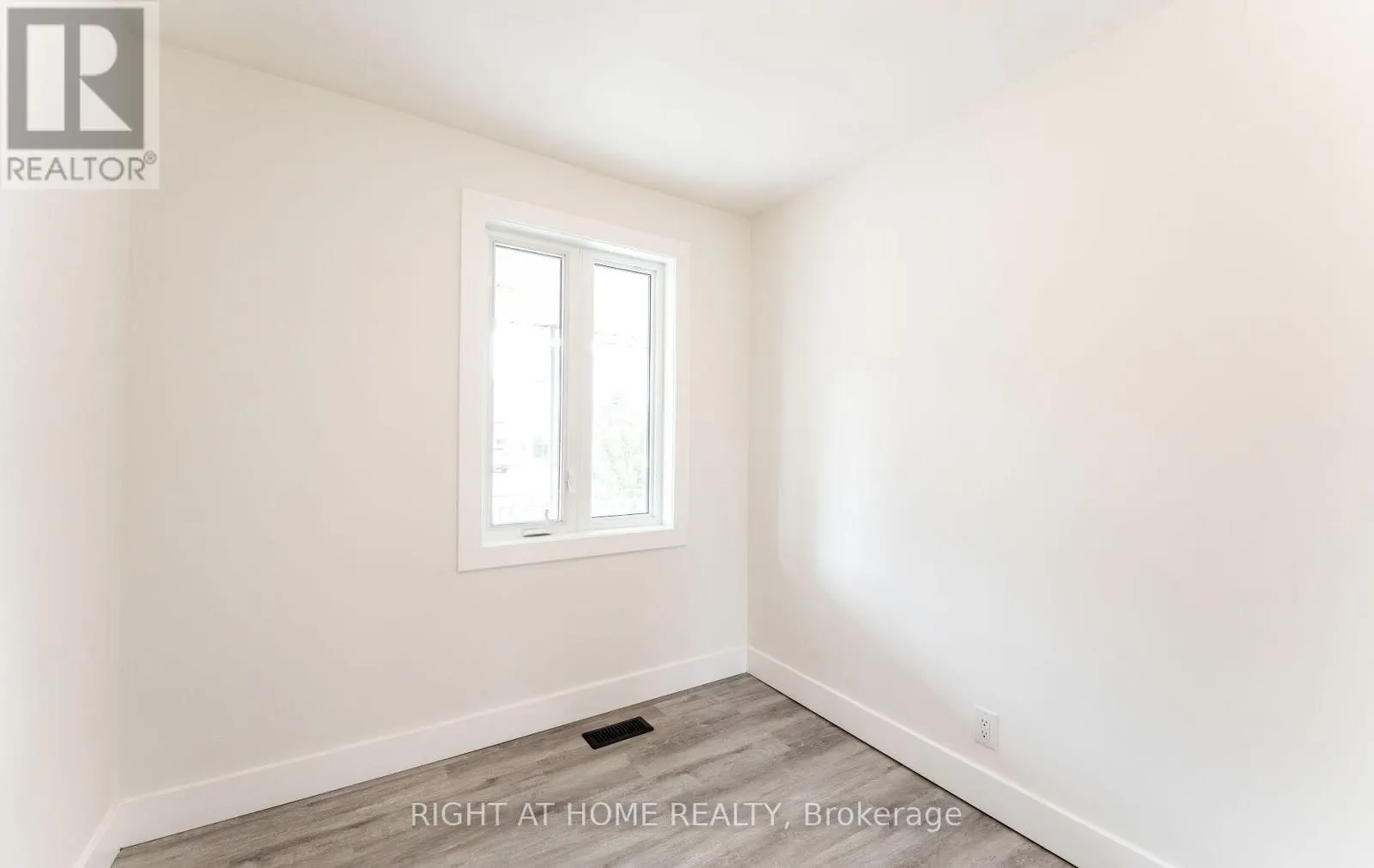 22 PLEASANT HOME BOULEVARD
