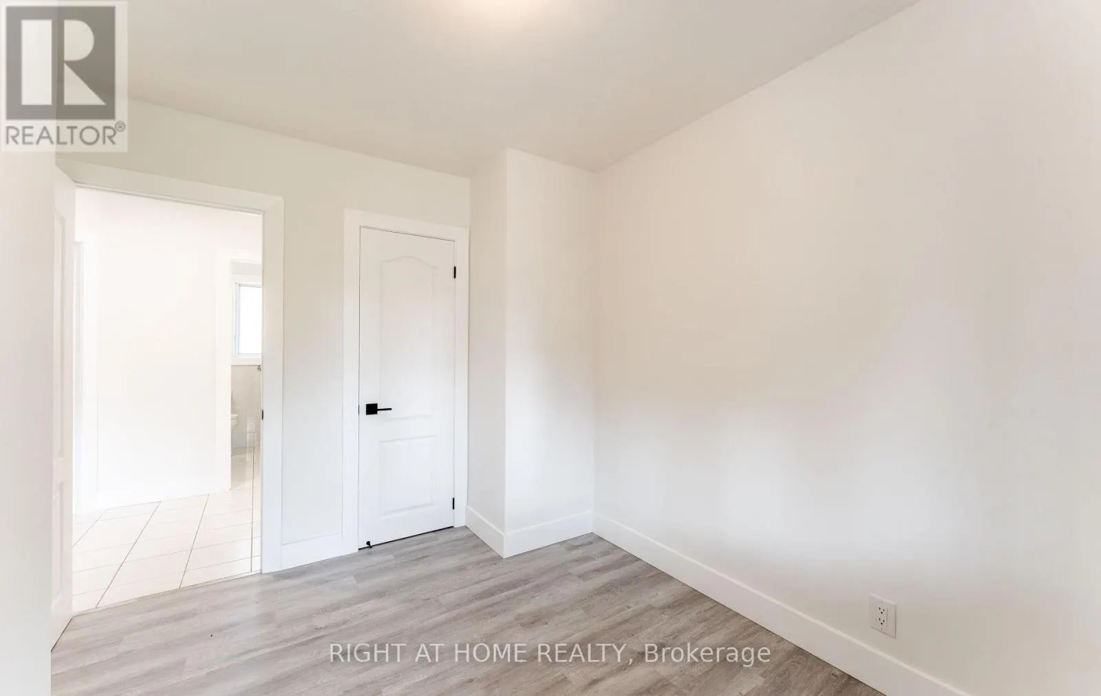 22 PLEASANT HOME BOULEVARD