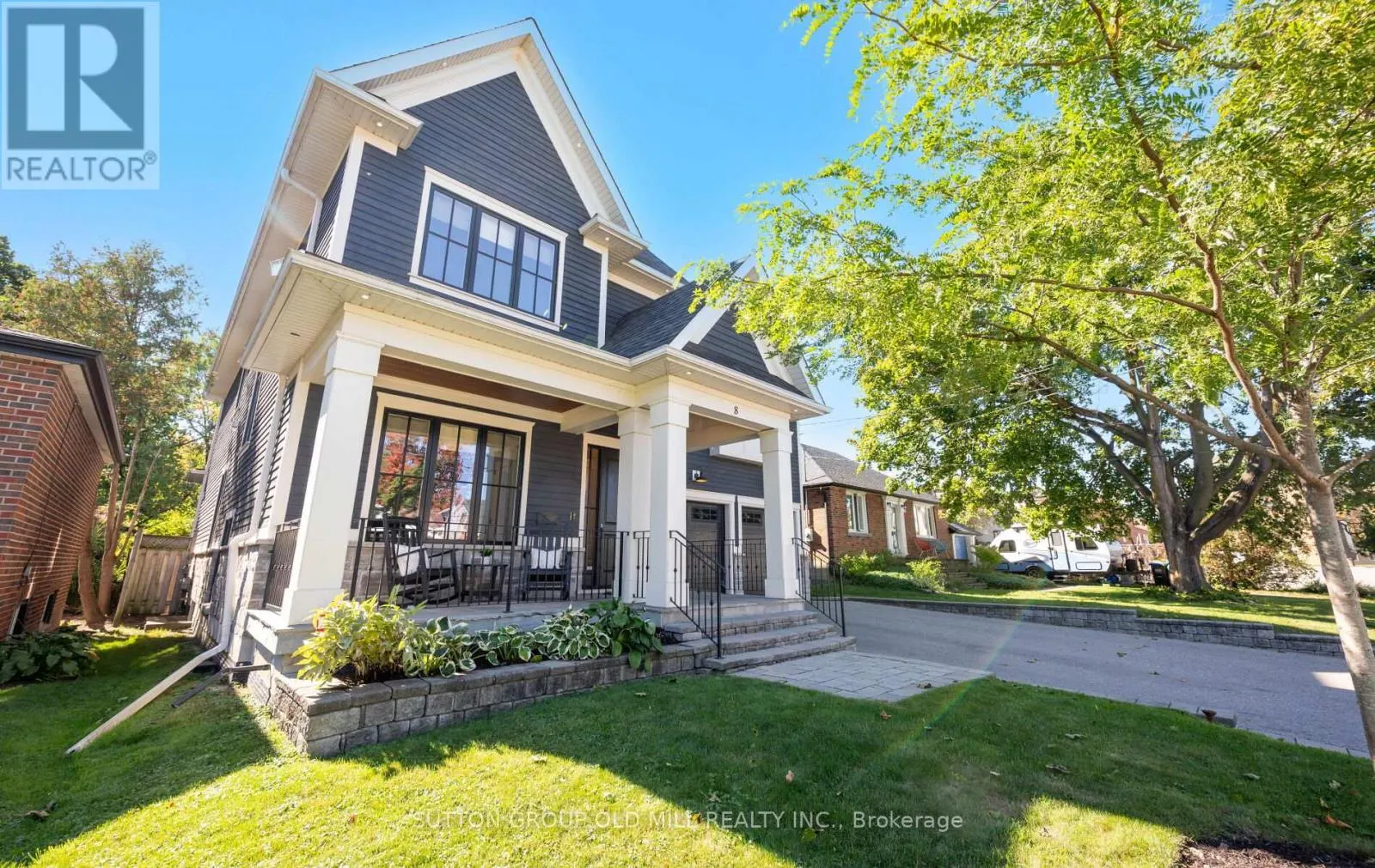 8 CUMBERLAND DRIVE