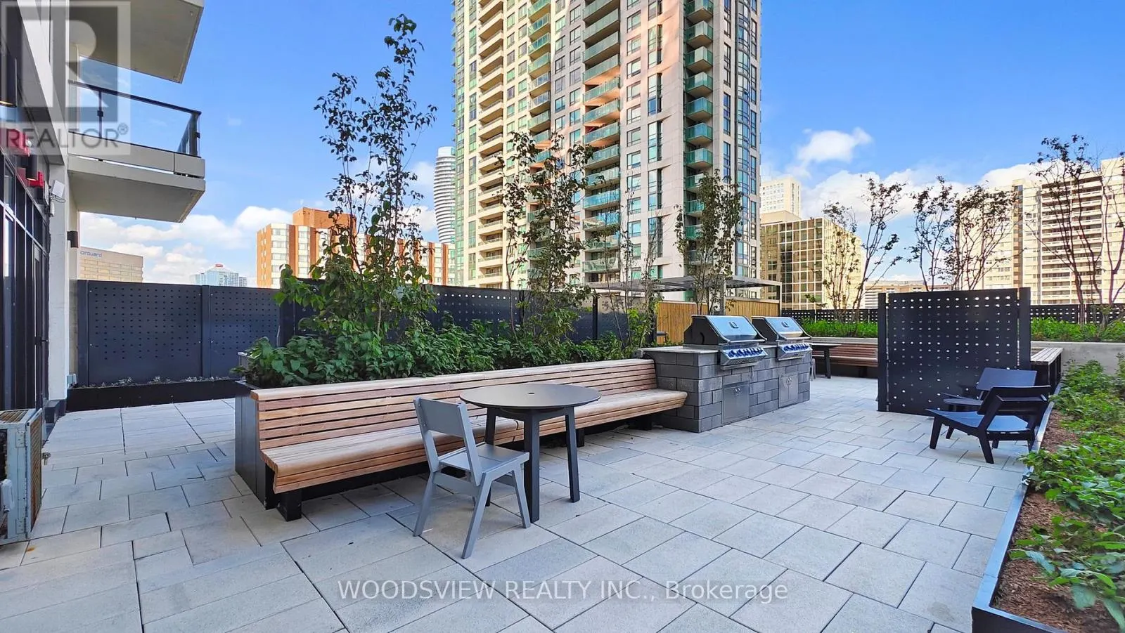 2709 - 185 ENFIELD PLACE