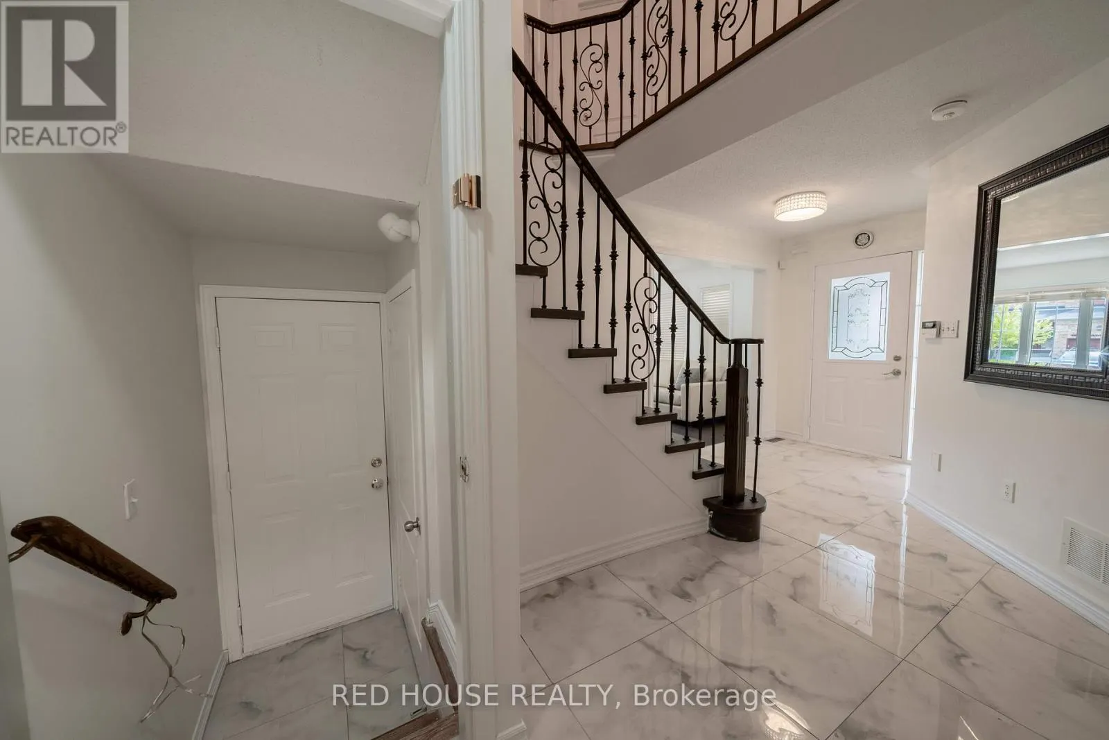 78 PASSFIELD TRAIL