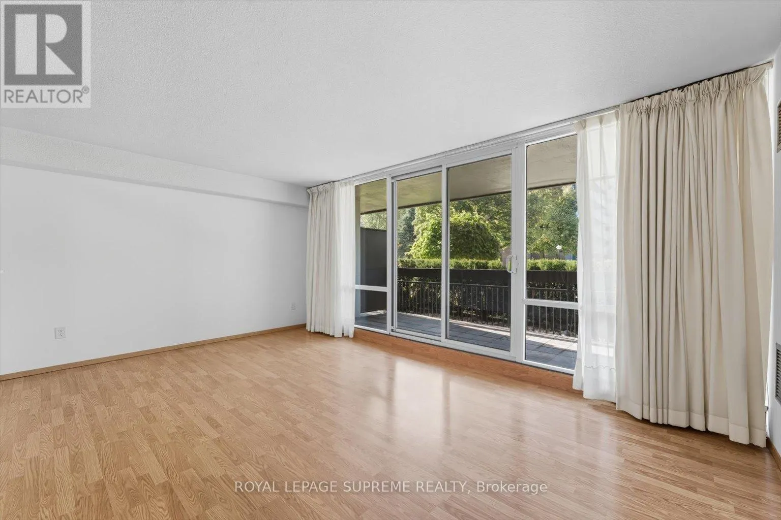107 - 270 SCARLETT ROAD