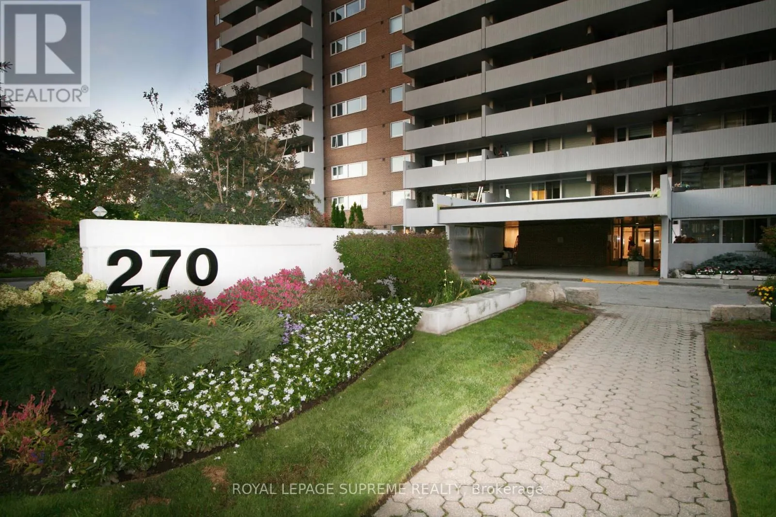 107 - 270 SCARLETT ROAD