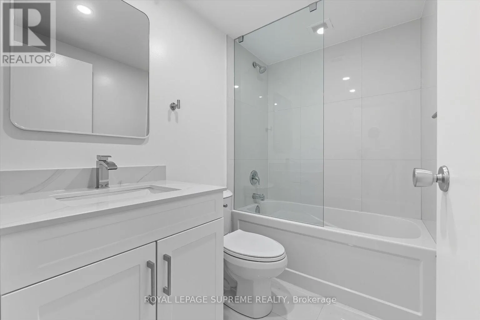 107 - 270 SCARLETT ROAD