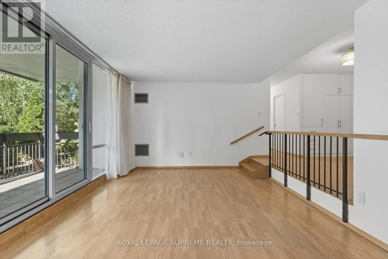 107 - 270 SCARLETT ROAD