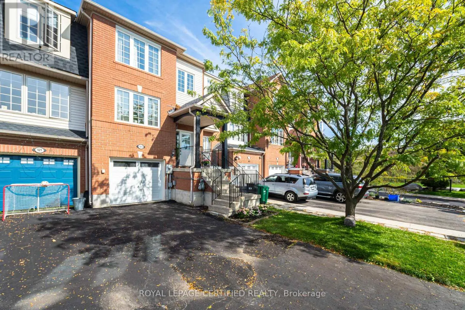 123 DUNLOP COURT