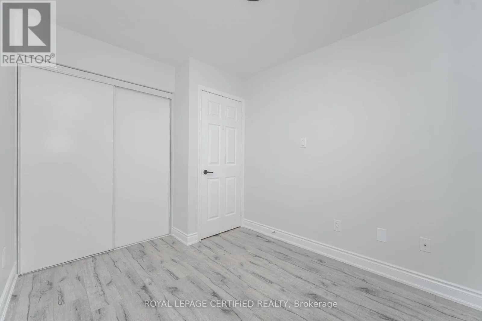 123 DUNLOP COURT