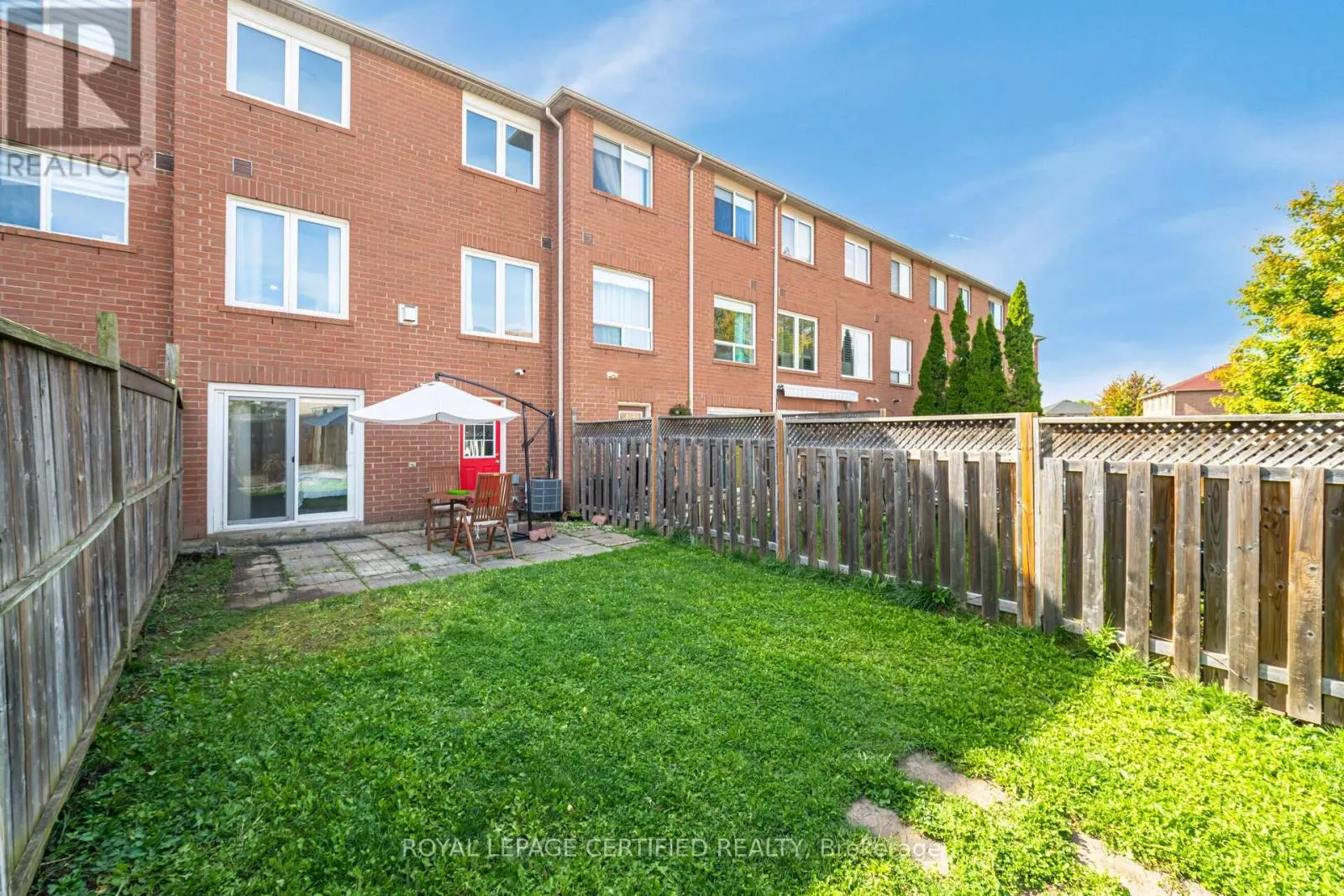 123 DUNLOP COURT