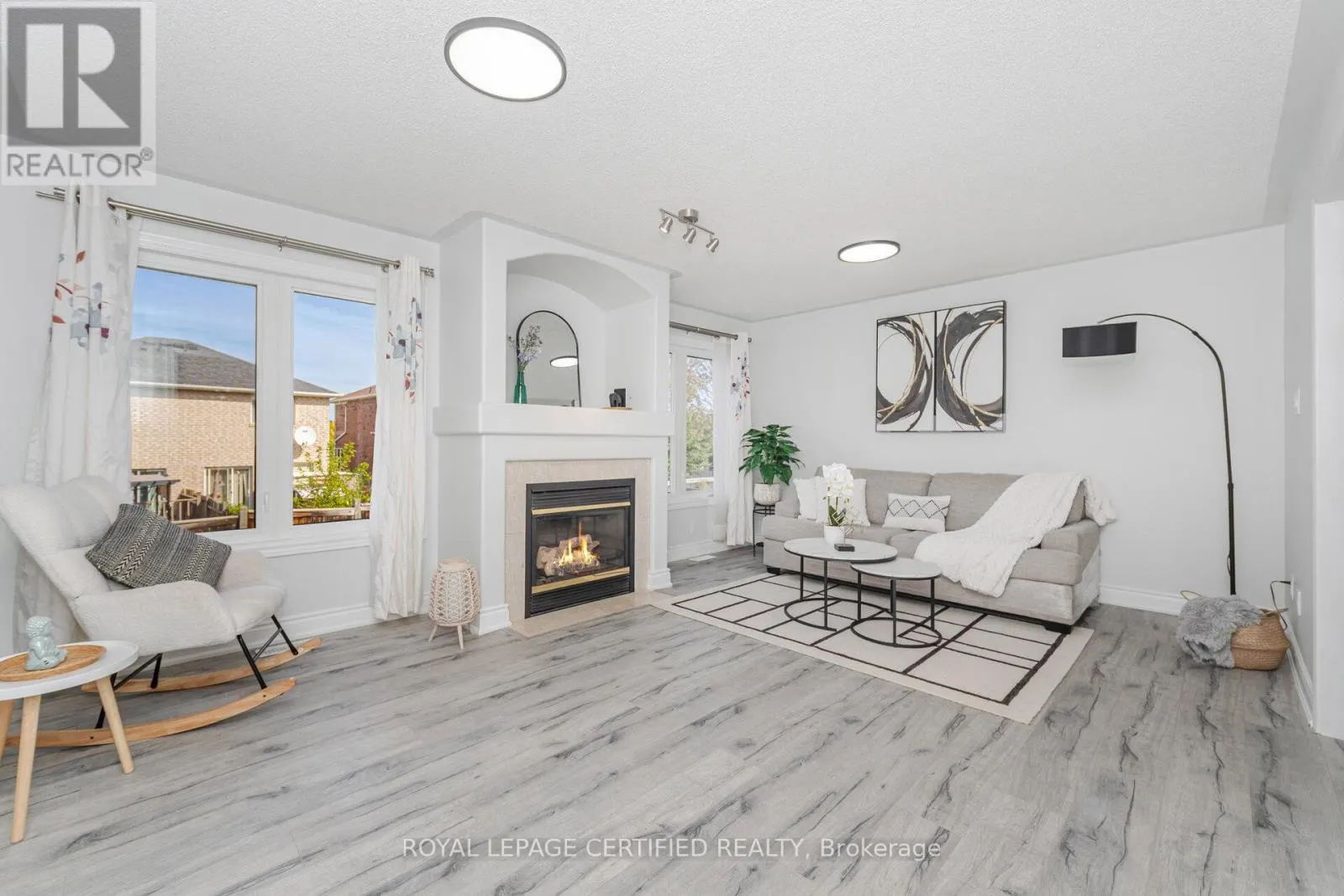 123 DUNLOP COURT
