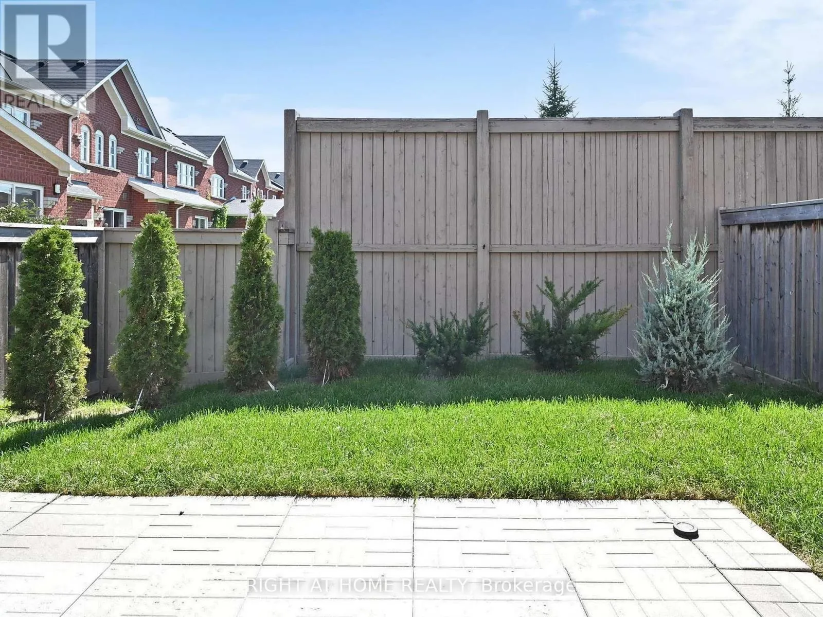 537 VAUGHAN COURT