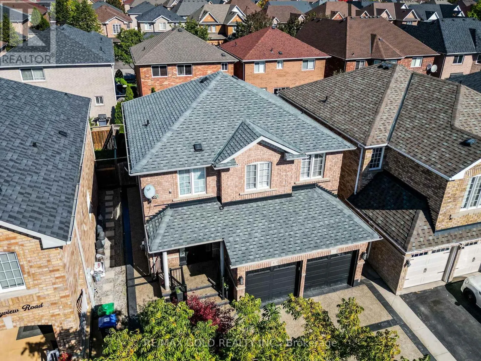 43 SUNNYVIEW ROAD