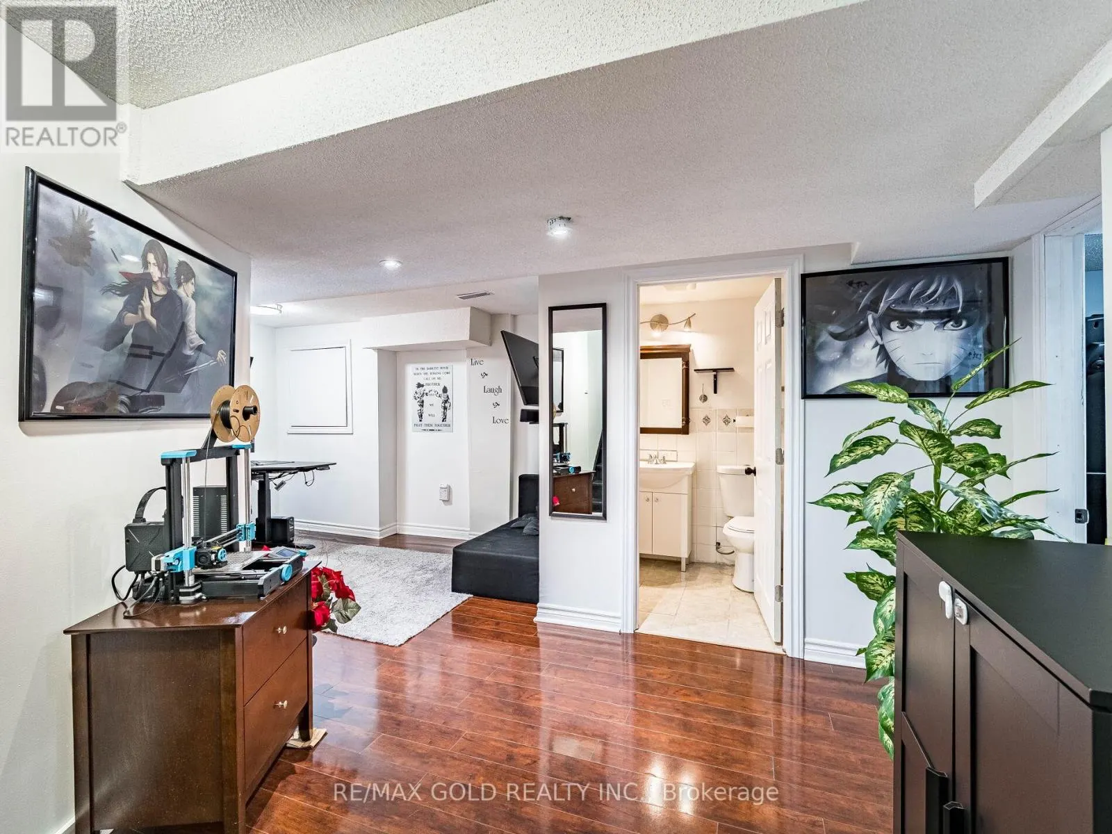 43 SUNNYVIEW ROAD