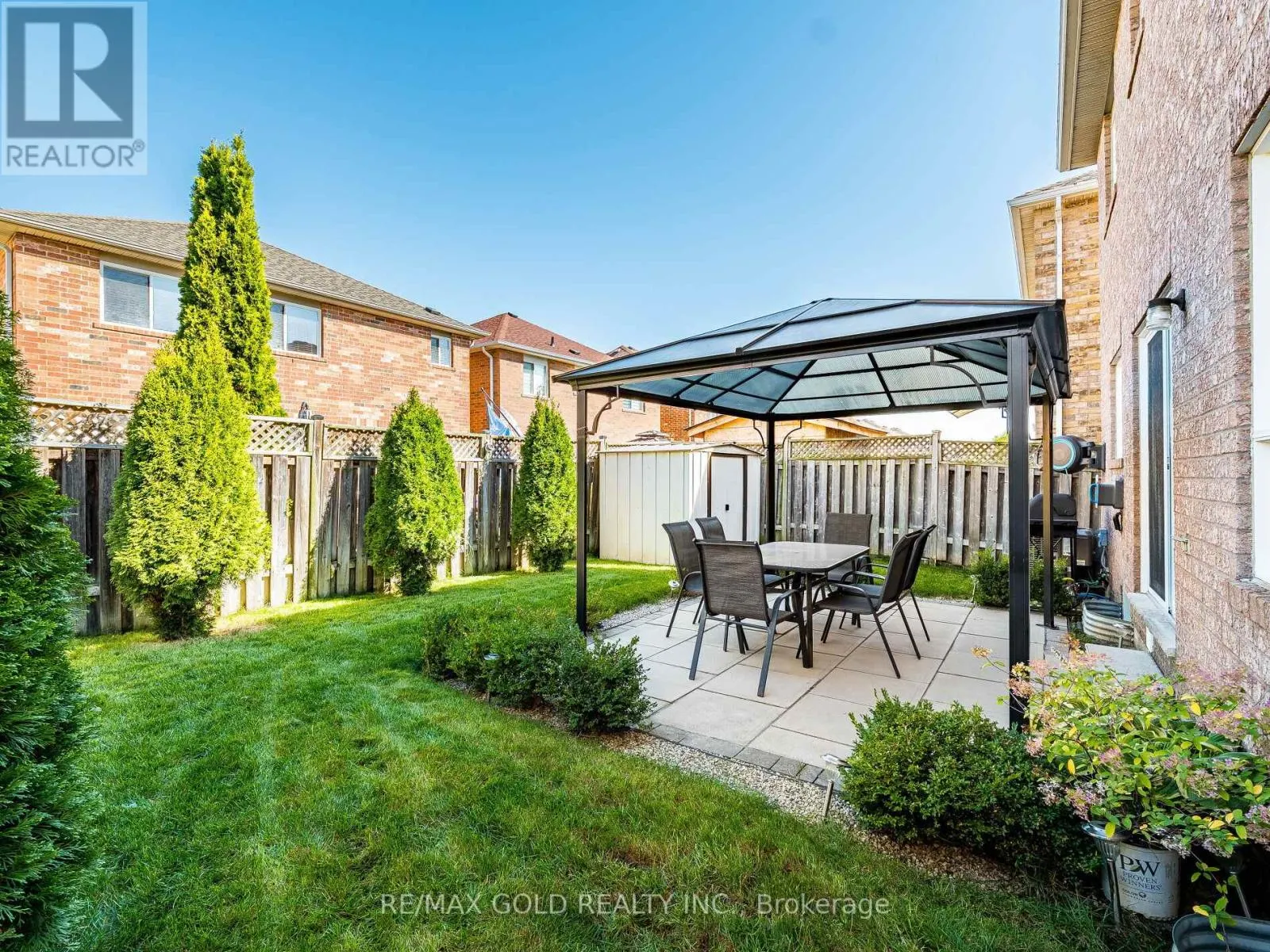 43 SUNNYVIEW ROAD