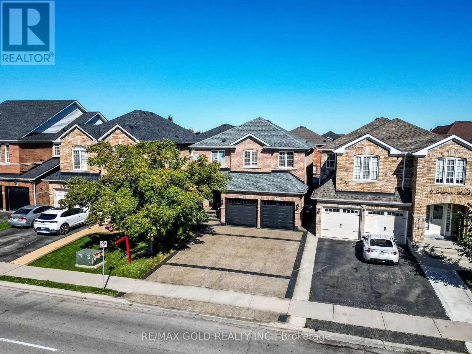 43 SUNNYVIEW ROAD