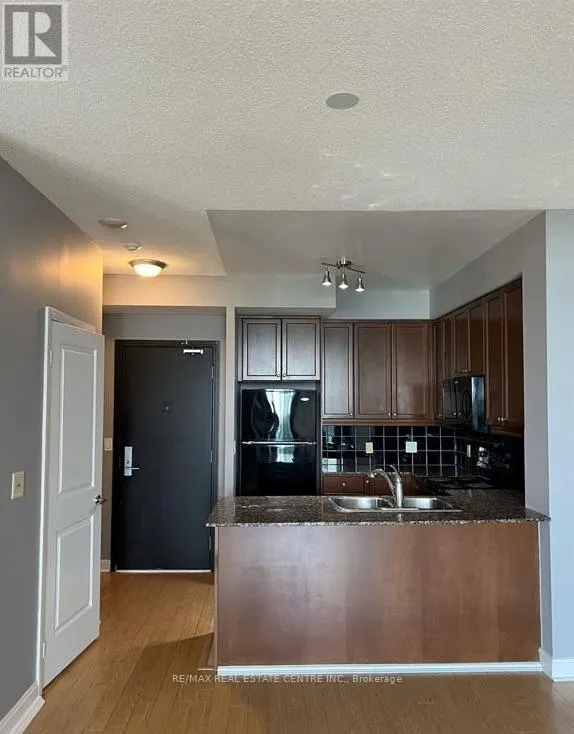 1302 - 70 ABSOLUTE AVENUE