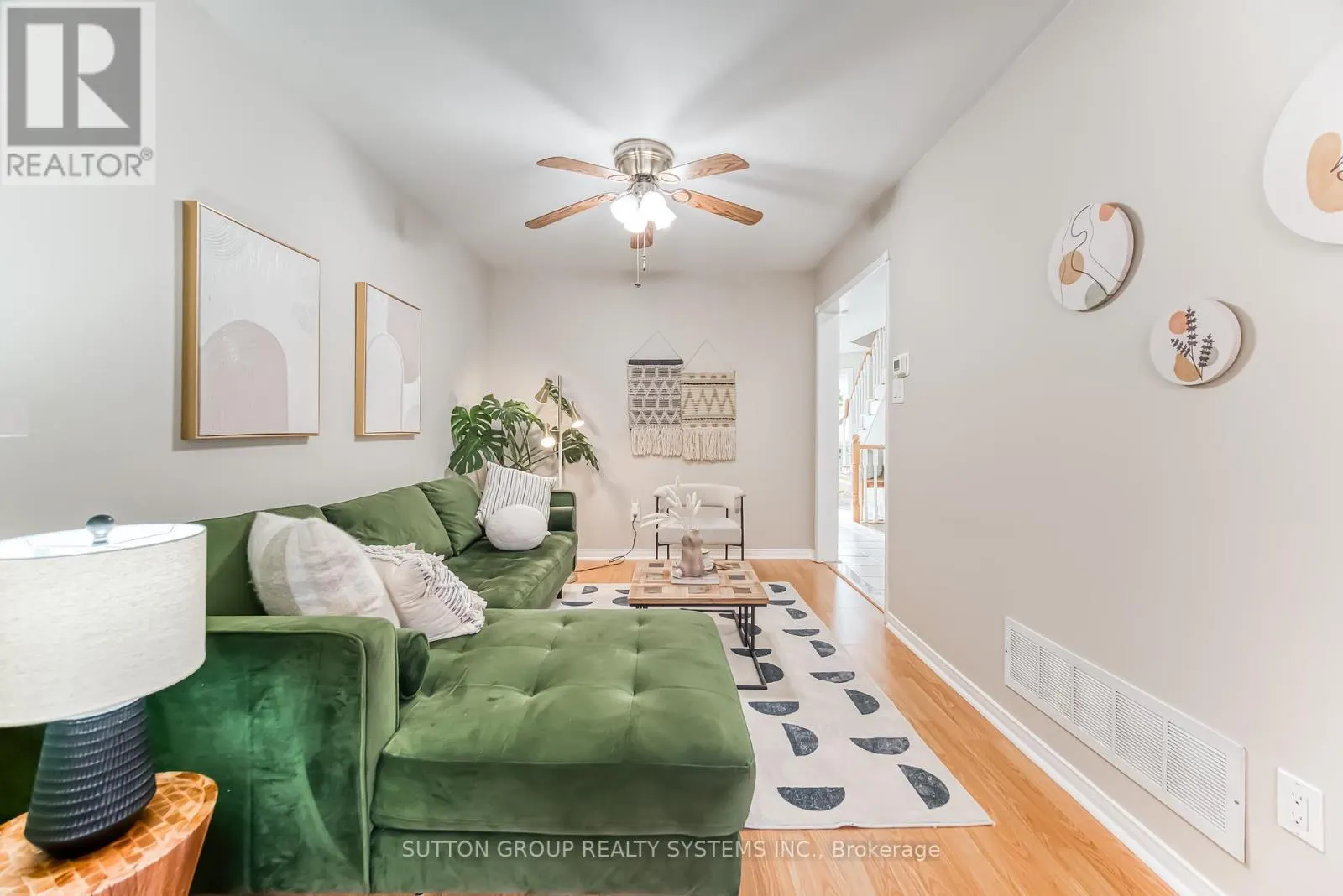 129 - 455 APACHE COURT