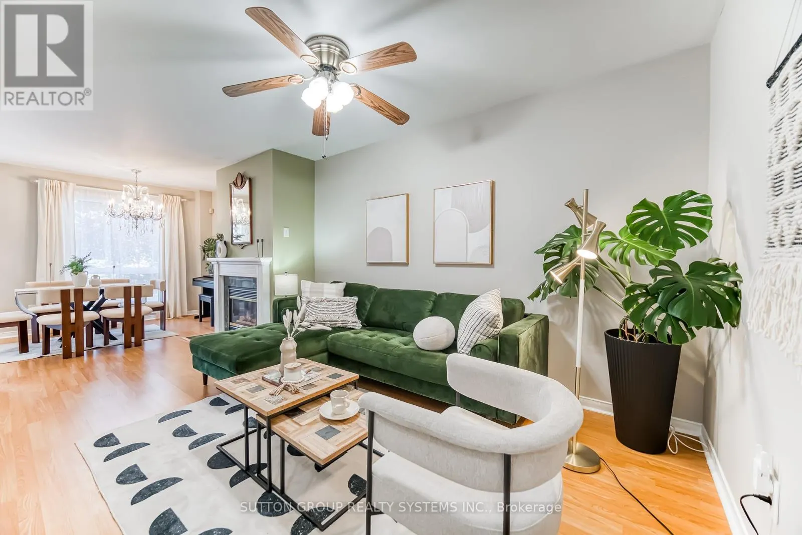 129 - 455 APACHE COURT