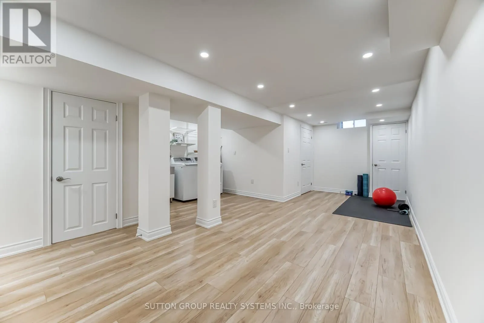 129 - 455 APACHE COURT