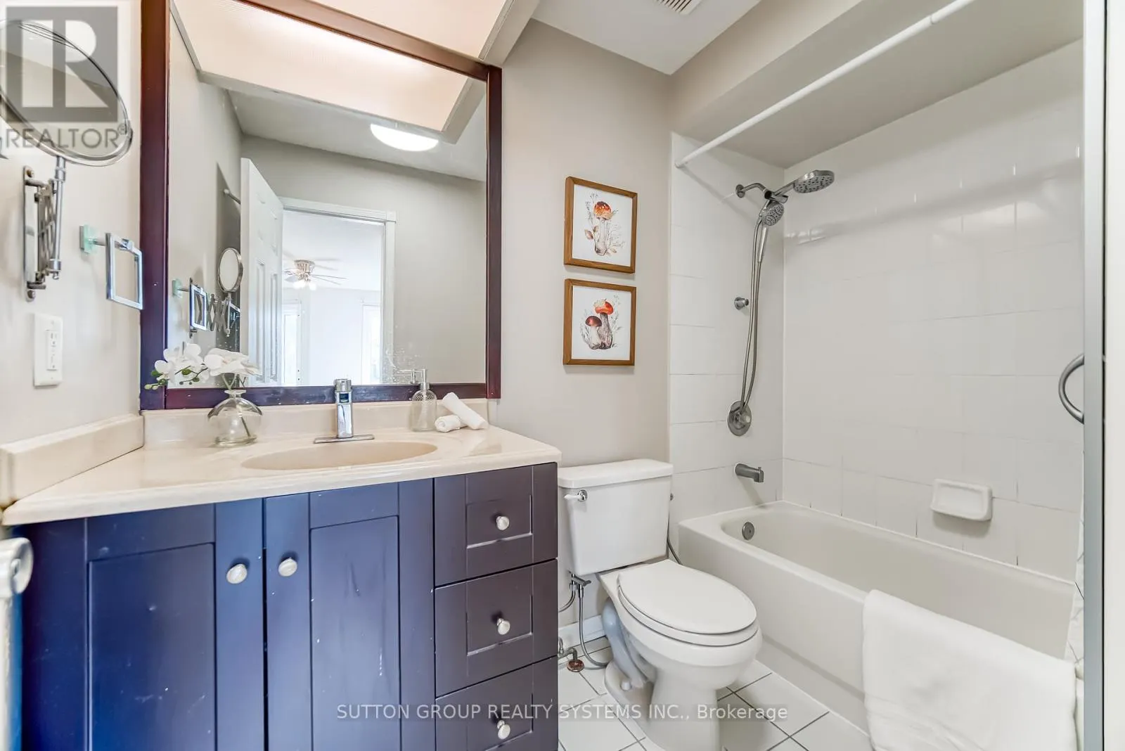 129 - 455 APACHE COURT