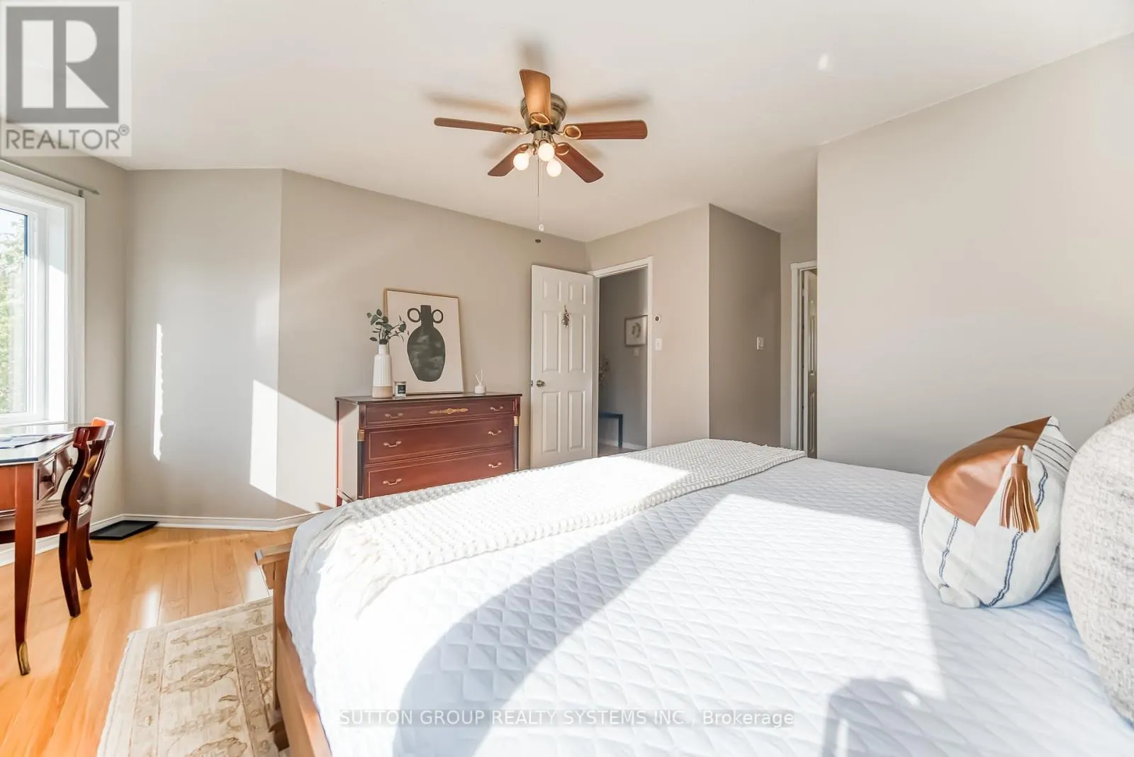 129 - 455 APACHE COURT