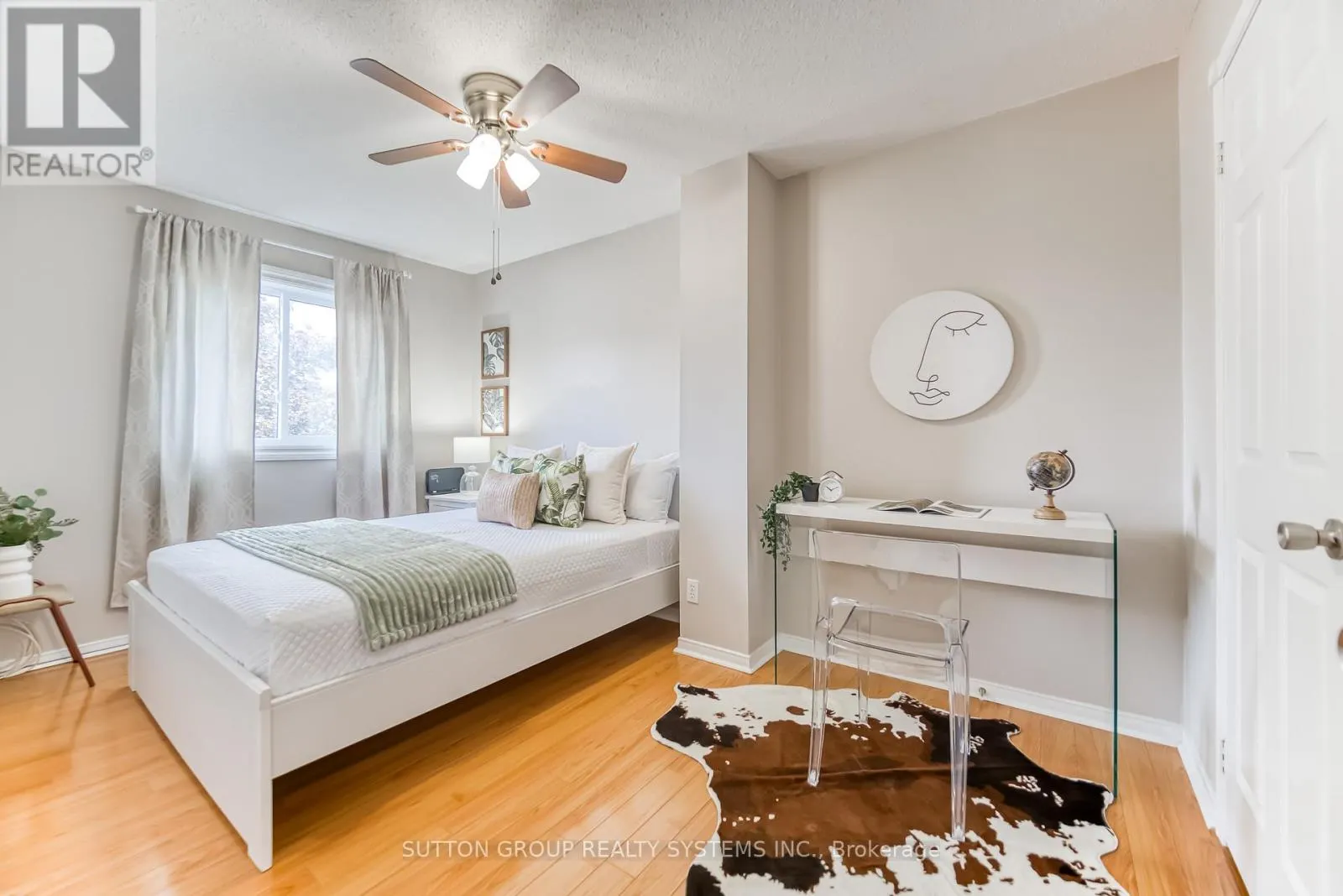 129 - 455 APACHE COURT