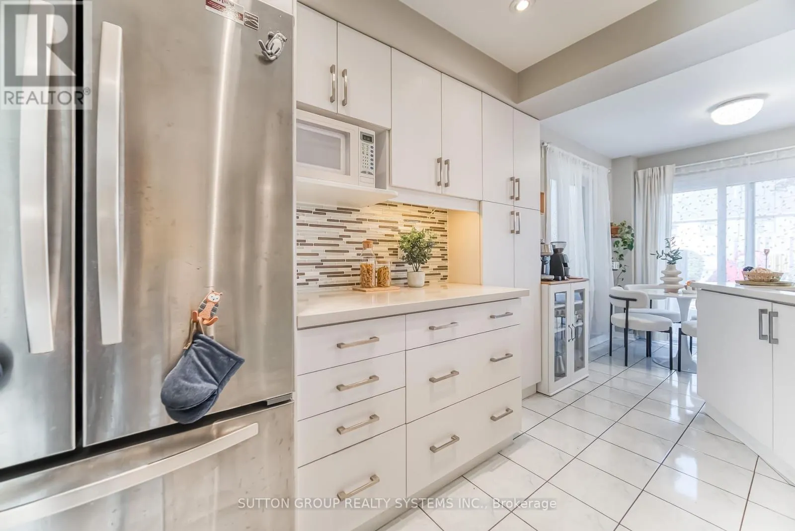 129 - 455 APACHE COURT