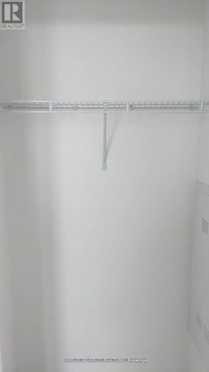#2209 - 3883 QUARTZ ROAD