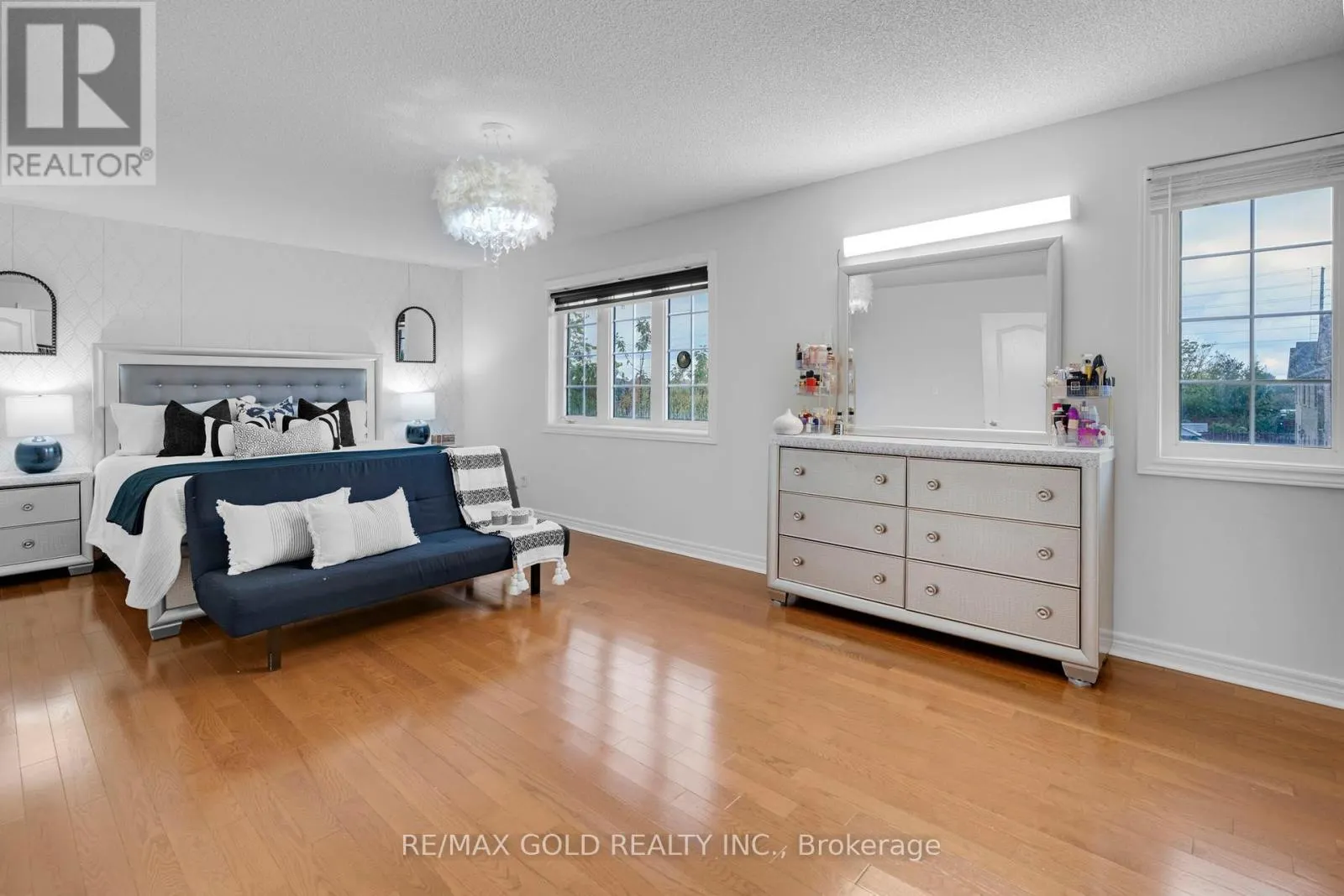 64 BEACHPOINT BOULEVARD