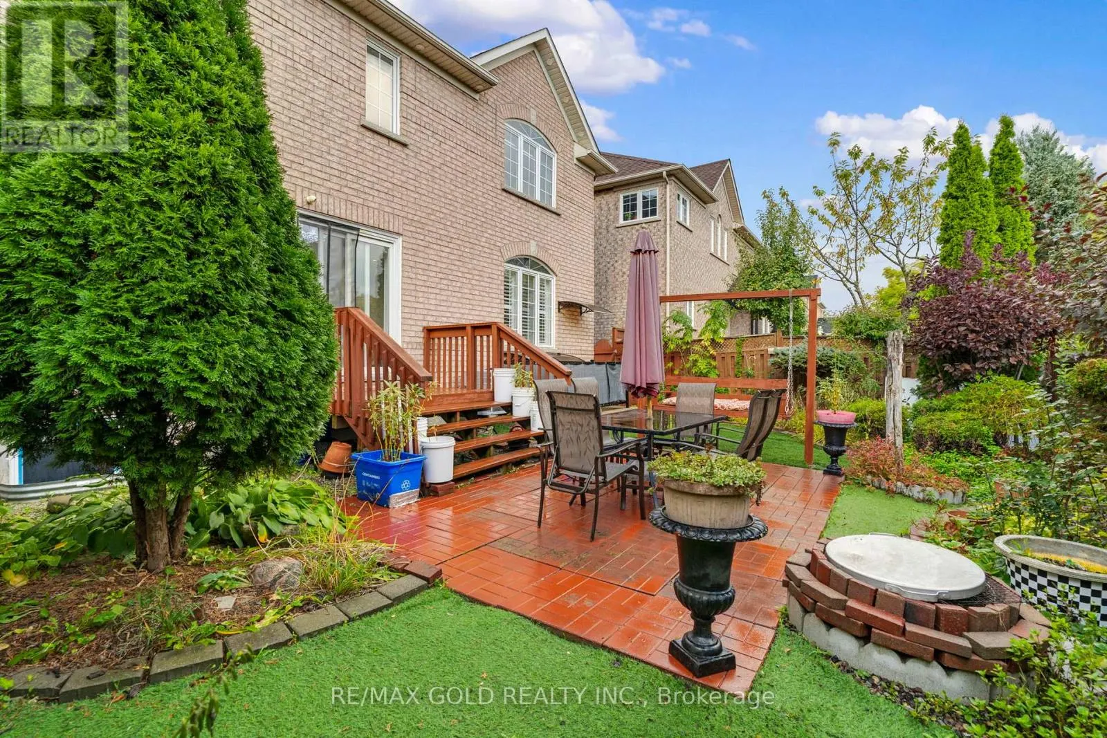 64 BEACHPOINT BOULEVARD