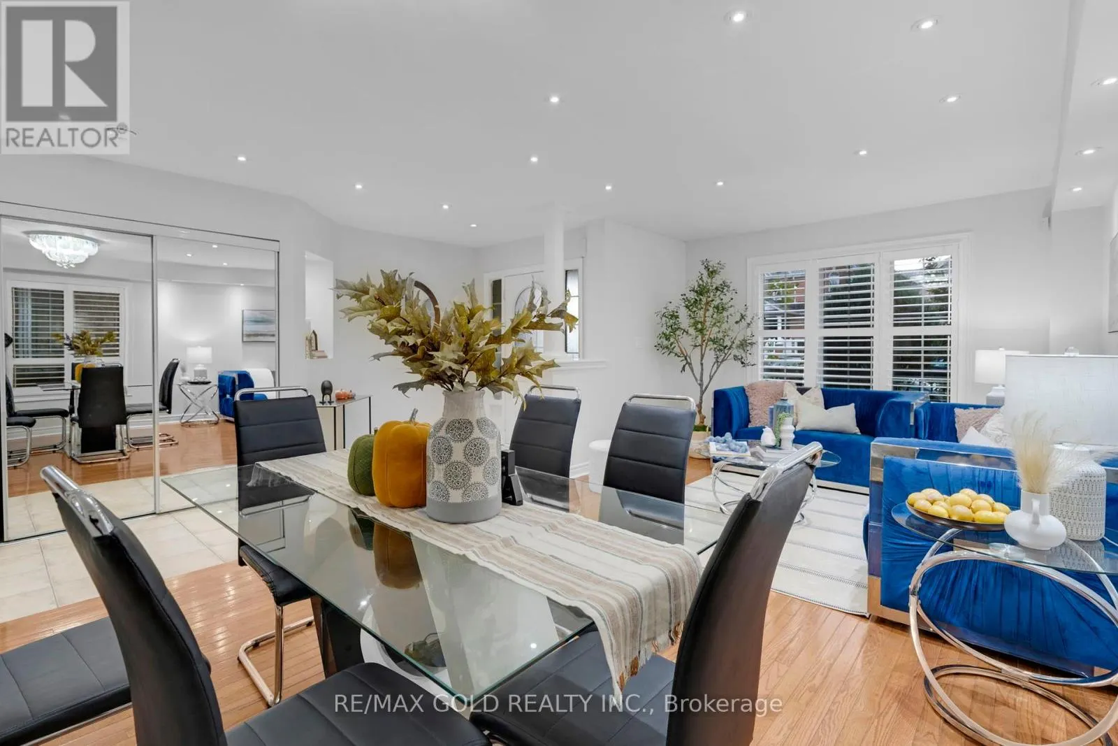 64 BEACHPOINT BOULEVARD