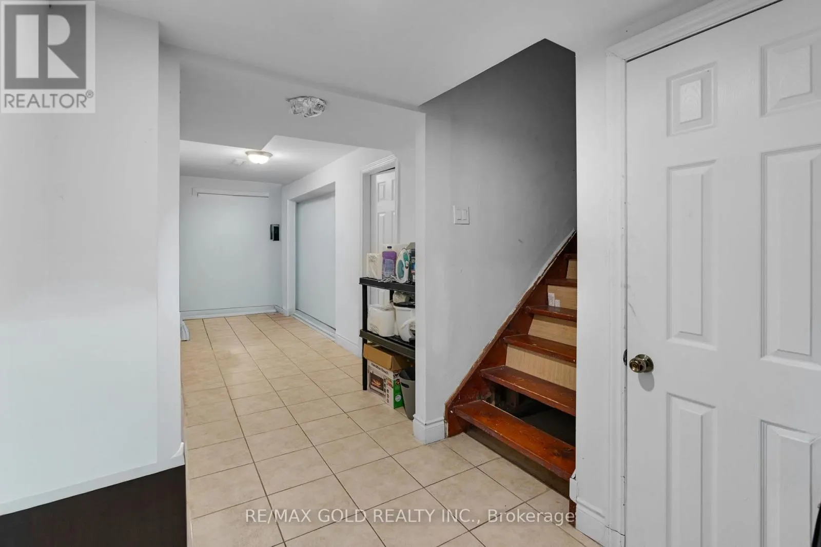 64 BEACHPOINT BOULEVARD