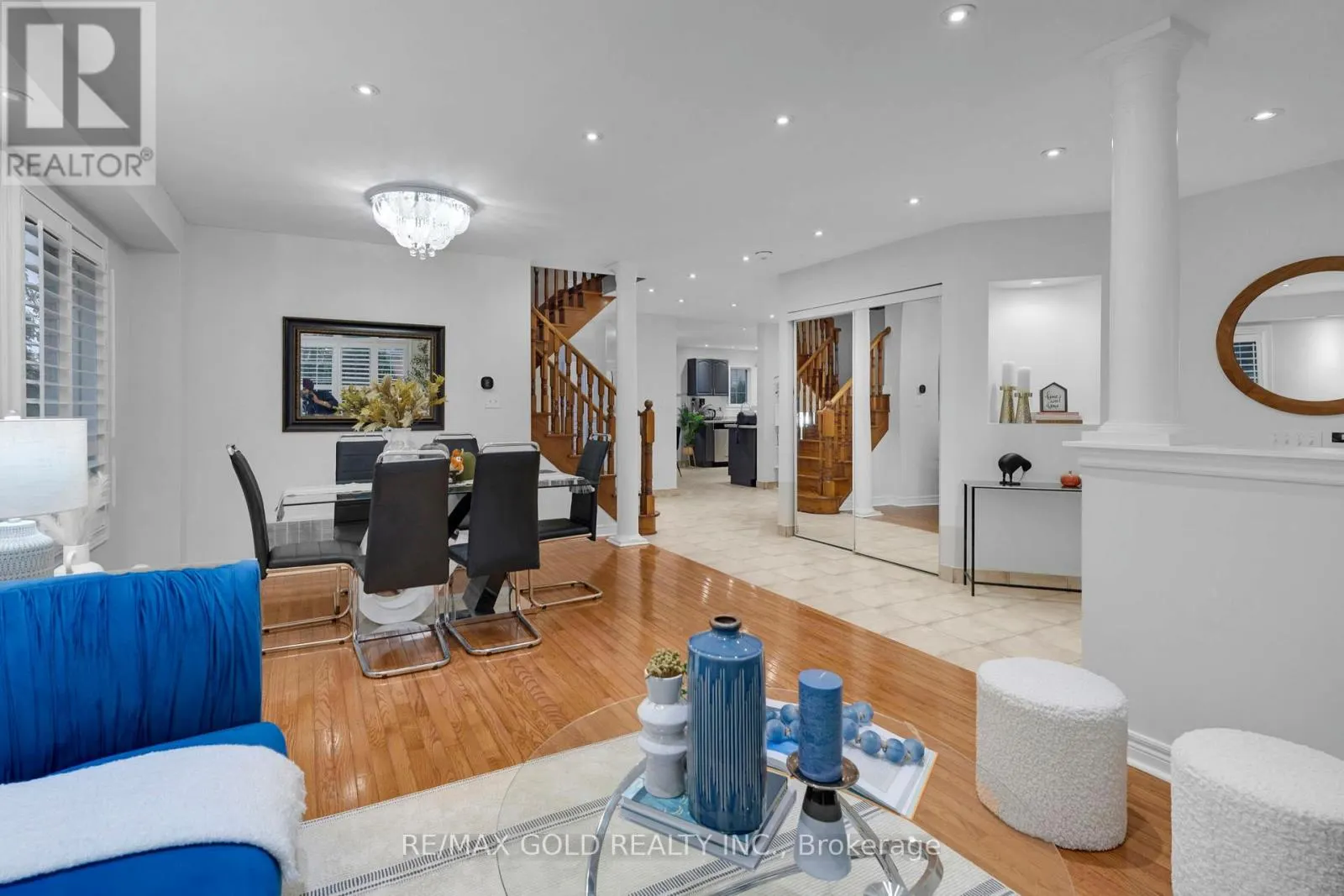 64 BEACHPOINT BOULEVARD