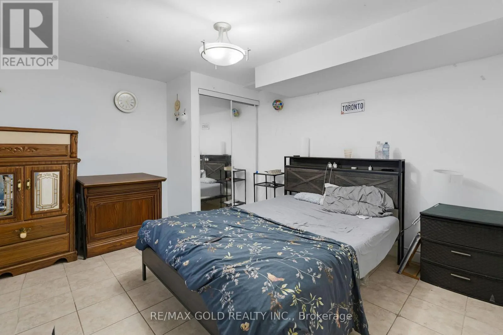 64 BEACHPOINT BOULEVARD