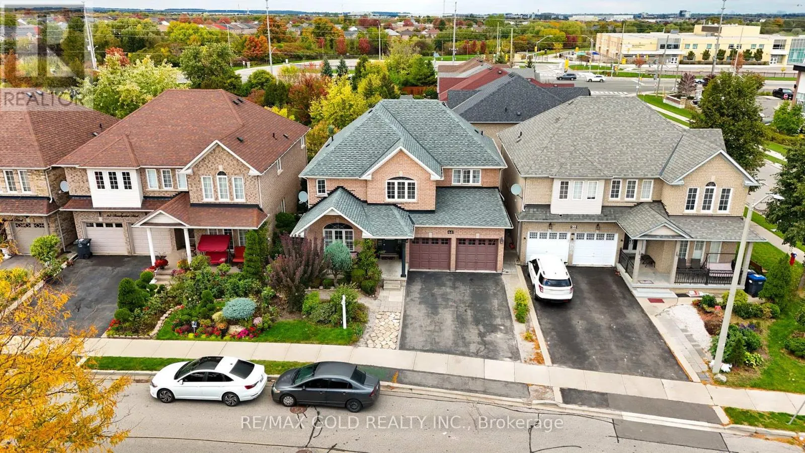 64 BEACHPOINT BOULEVARD