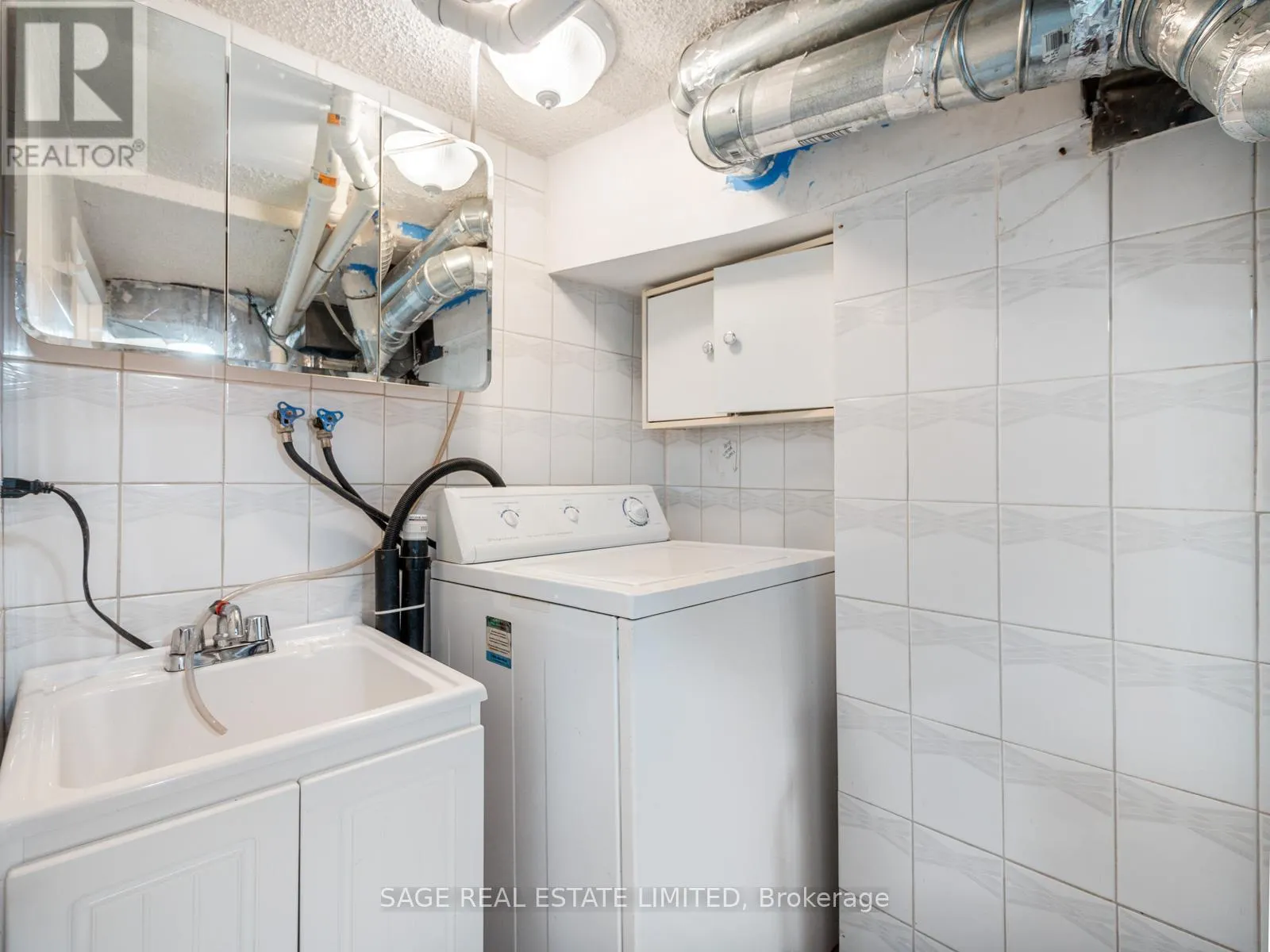 BASEMENT - 17 HUGO AVENUE