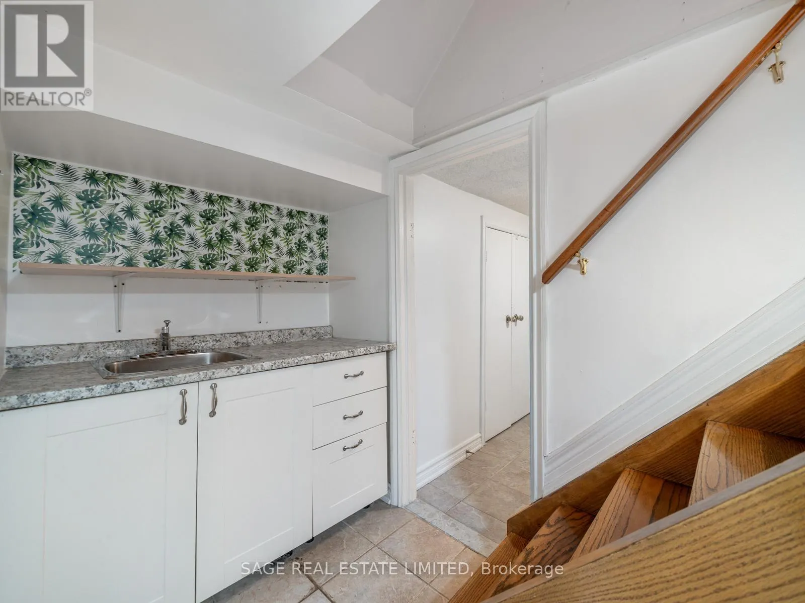 BASEMENT - 17 HUGO AVENUE