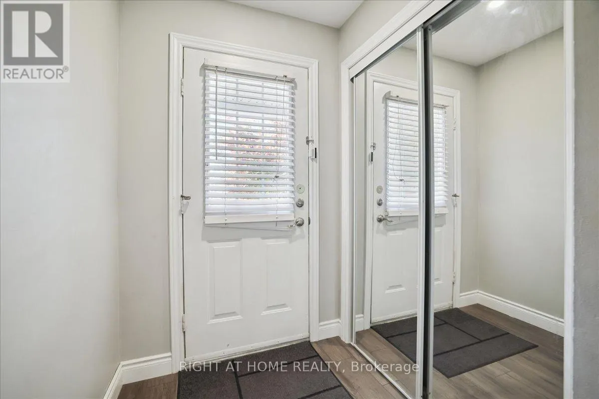 555 TAYLOR CRESCENT