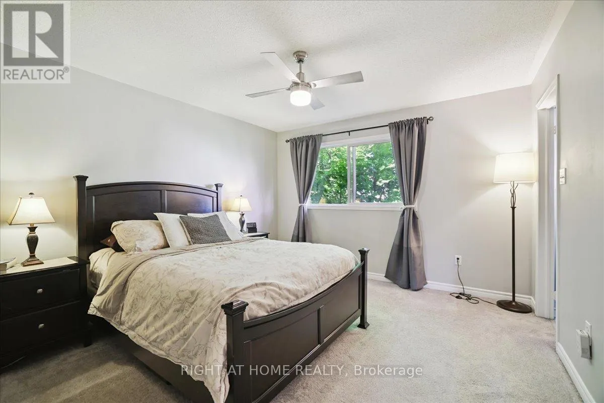 555 TAYLOR CRESCENT