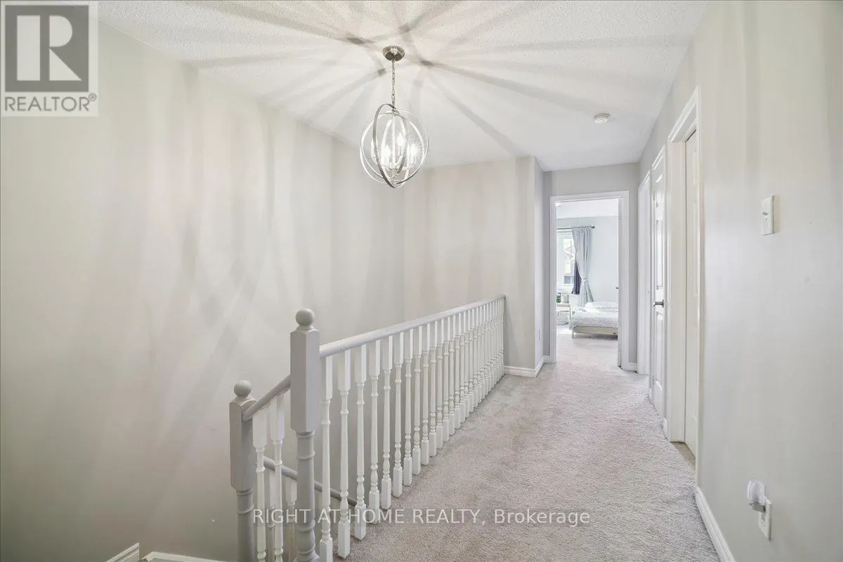 555 TAYLOR CRESCENT