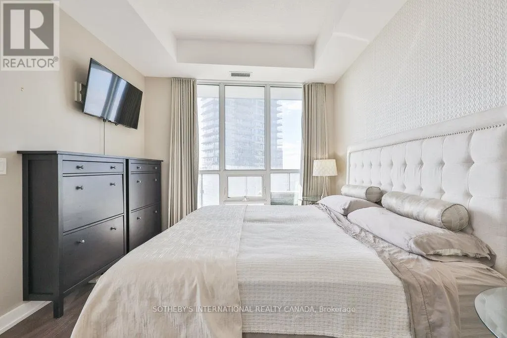 1803 - 2212 LAKE SHORE BOULEVARD W