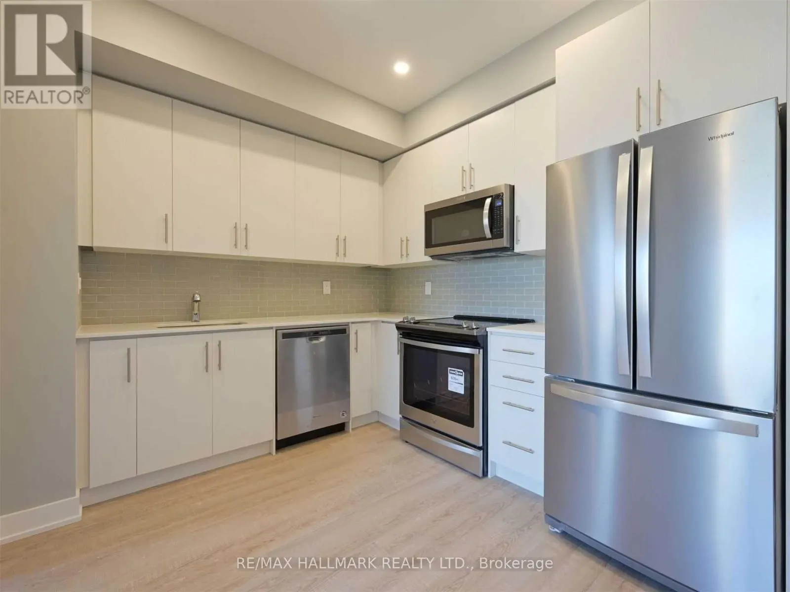 14 - 3483 WIDDICOMBE WAY